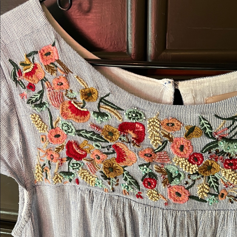 Philosophy- Embroidered dress - Picture 3 of 9